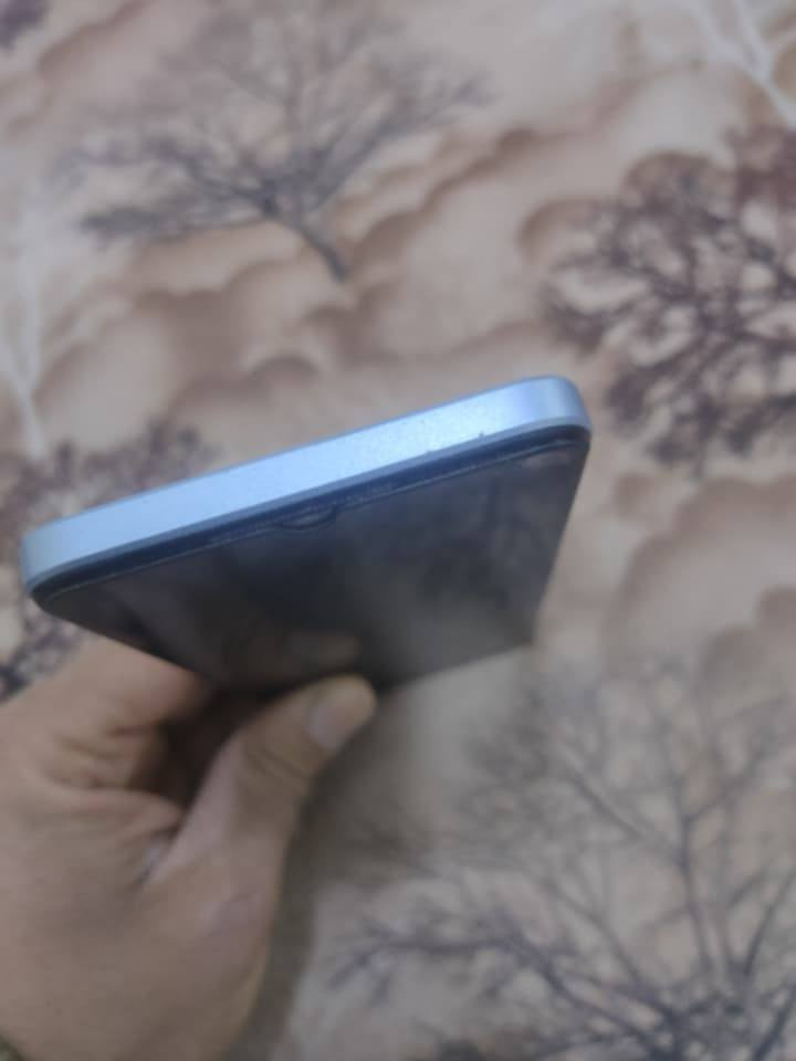 للبيع اوبو a18
ذاكرة 128 جهاز نضيف فقط جامه مال كاميرا بيها فطر السعر 85


**إذا كنت صاحب هذا الإعلان وتريد حذفه لأي سبب، رجاءا أرسل رسالة إلى الدعم الفني**