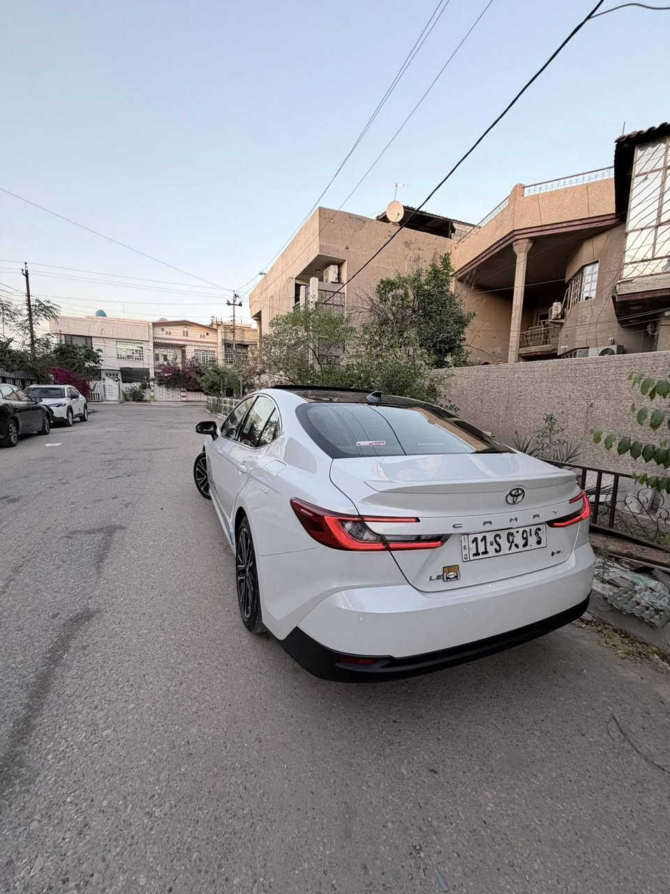 كامري موديل ٢٠٢٥
وكالة عبد اللطيف جميل
فوووا للاخير
بونوراما
ويل كب
شاحن واير ليس
برده خلفية اوتو
بصمه
كشن كهرباء 
اشاير بل مري
فول تحكم ستيرن
مكينه ٢٥٠٠ 
هايبرد
كل الموصفات بيها 
السياره كفالة عامه من كلشي 
ماشيه ٤ الاف 
رقم بغداد ب اسمي
السعر ٢٩٠ وبيها مجال بسيط جداً
العنوان بغداد كاظميه
رقم الهاتف ***********
