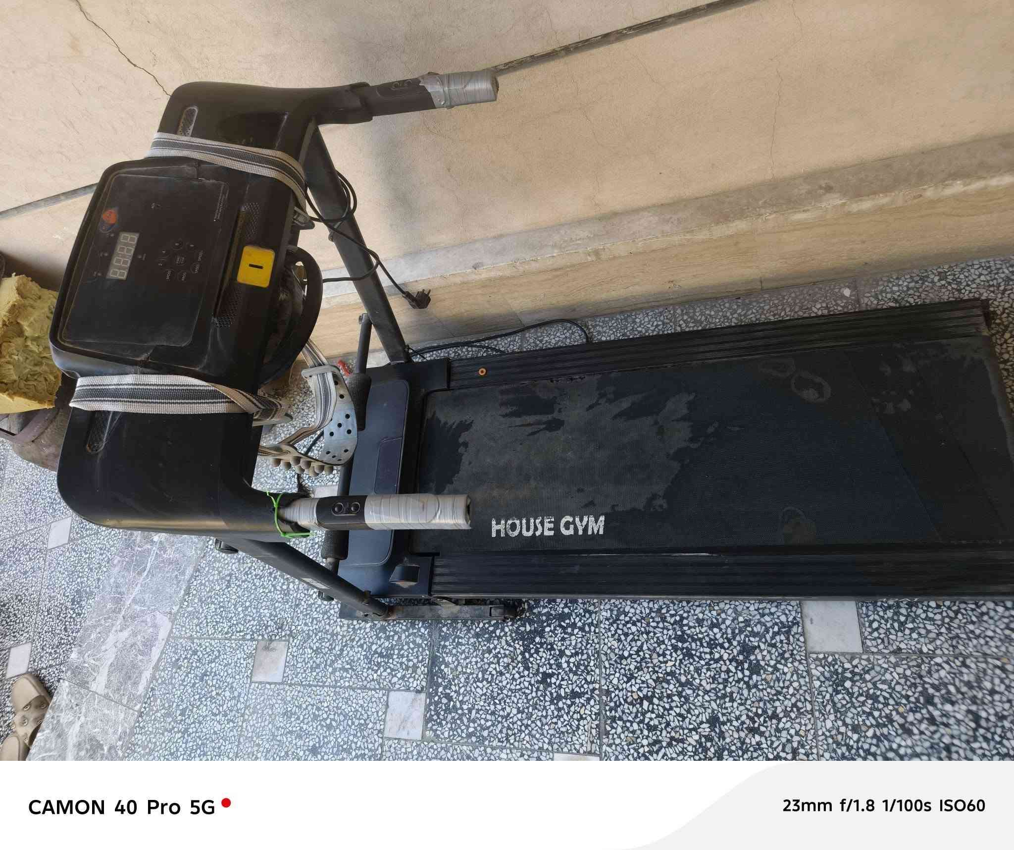 جهاز جري شغال لبيع 
ماركة: House Gym  السعر 125 وبي مجال العنوان / بغداد مدينة الصدر نهاية شارع الاورفلي جهاز جري شغال لبيع 
ماركة: House Gym  السعر 125 وبي مجال العنوان / بغداد مدينة الصدر نهاية شارع الاورفلي  ***********
