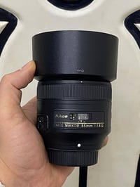 عدسة ٨٥ نيكون • بالبوكس • ضمان ٣ شهور