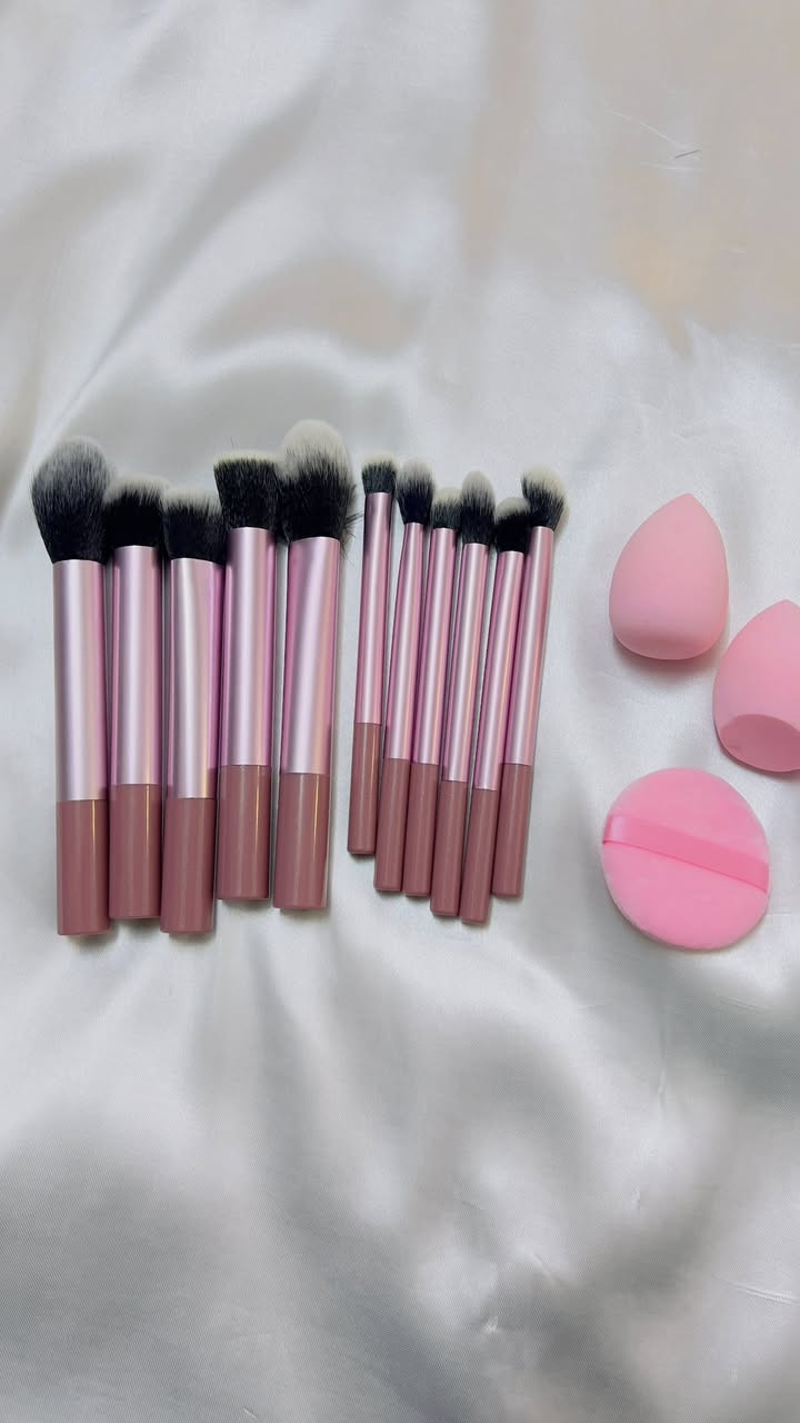 للحجز والاستفسار  بمراسلتنا على الصفحه 💬 او على الواتساب  📞***********
يوجد لدينا توصيل لكافة محافظات العراق 🫶🏻
