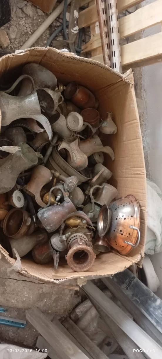 بغداد مدينه الصدر
***********
