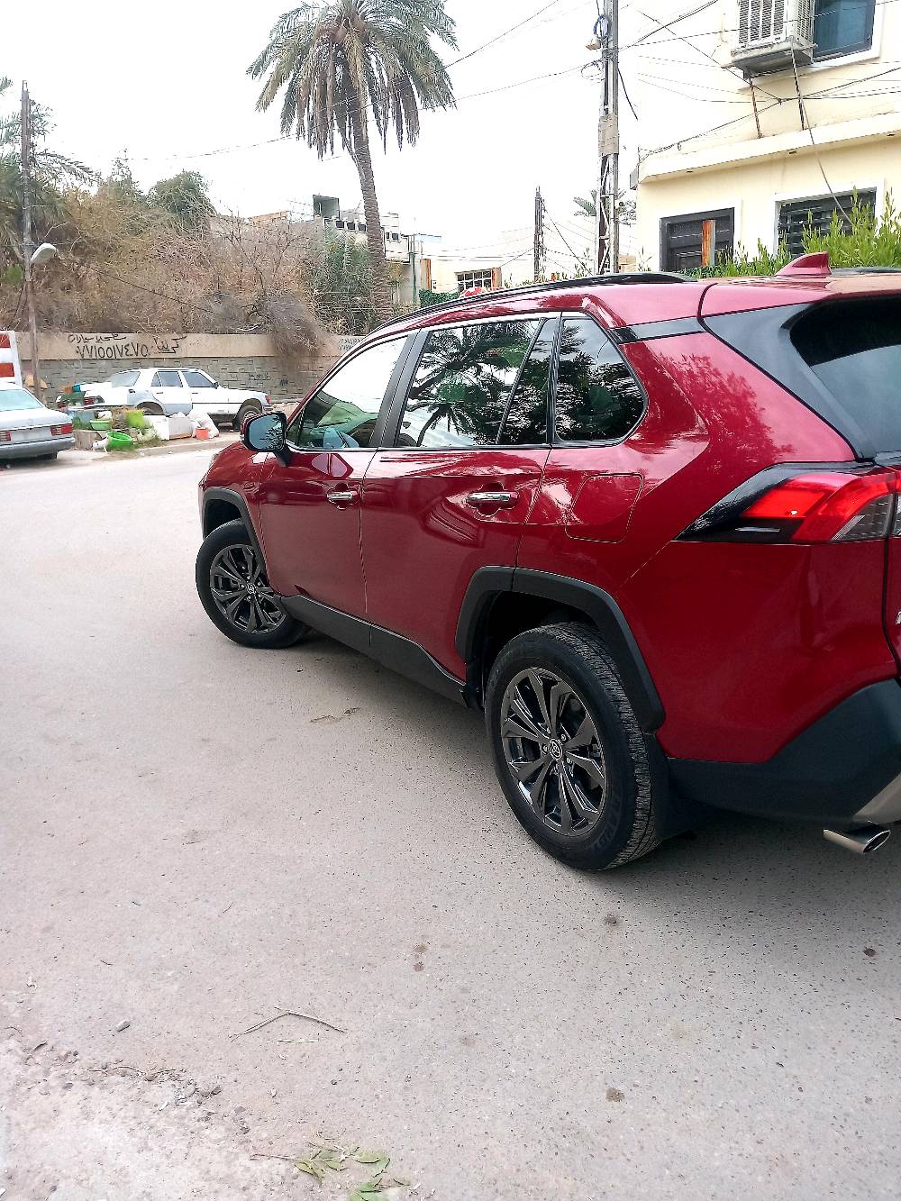 سلام عليكم
راف فور 2024 هايبرد
فئة لمتد فول مواصفات 
دخول جديد مرقمه كامله بغداد
حادثه باب السايق ومبدل نفس الون 
ايرباك برده وكشن فقط 
بدون شواصي بدون دواخل 
بجم كبس 
ماشيه 26mi
ترحيب 
شاحن لاسلكي 
بصمه جميع الابواب 
كشنات تدفئه وتبريد 
كشنات خلفيه تدفئه 
كامرات 360 درجه 
5كامرات
 دمام
بصمه تشغيل
دخول ذكي 
فتحه سقف
صندوق كهرباء فتح بل قدم 
استرين تدفئه 
رادار امامي(تحديد مسار-مانع اصطدام)
رادار جانبي(نقطه عمياء)
رادار خلفي( تحذير من اصطدام)
تحكم وضعيات القياده 
مانع انزلاق
اوتو ستارت auto start
اوتو هولد auto hold
تحكمات ستيرن 
تبريد قطعتين
ليد +كشاف 
بعد هواي مواصفات 
السعر :280
العنوان:بغداد العامريه 
رقم التلفون 
***********
***********
