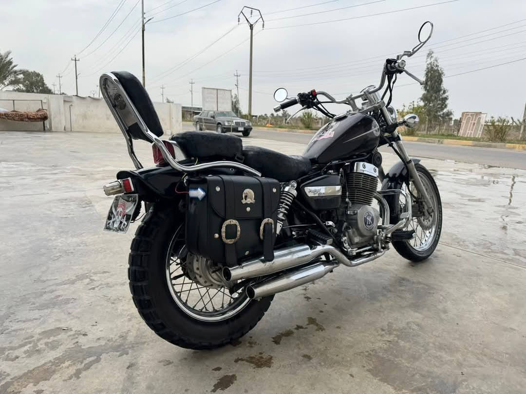 السلام عليكم دراجه للبيع 
رايبل كلاسيك هوندا ماكينه عدله بستمين بشرط ما مفتوح السعر اتصل ***********
