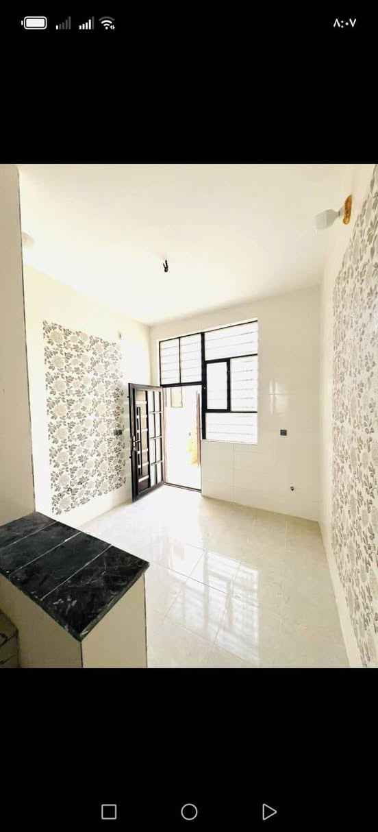 بيت البيع مساحه ١١٠ متر غرفتين نوم وصاله ومطبخ وصحيات وستقبال العنوان حي ميسان شارع زوار زراعي قرب سواق الميالي 
بناء جديد السعر ٤٦ بي مجال بي مجال
معلومات اكثر اتصل ع رقم او مراسله واتساب 
***********

