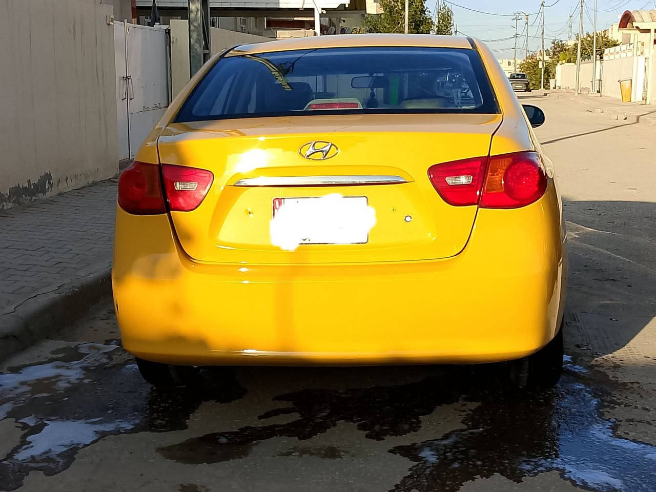 السلام عليكم البيع النترة 9 سيارة مصبوغه جديدة توة طالعه من الفرن غرامات وهيه ماعيله مصفرة وراعيه موجود وشرط التحويل عنوان السيارة حله جبله السعر المطلوب 97  وبيه مجال حك الجيه واي استفسار عله هاذة رقم ‏‪0771 010 7282‬‏
