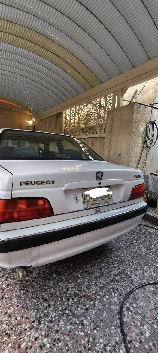 سلام وعليكم بيجو بارص 2012 سيارة كلش نضيفة وجاهزة من كلشي مكينة كير حدادية خير من الله تبريد شغال كهربائيات كلهة شغالة بيهة صبغ نص جاملغ أيسر أمامي وبنيد مبدل بدون أي ضربة دواخل كلهة بلادية سنوية ٢٩ مصفرة غرامات رقم ديالى مشروع وطني  ماشية ١٧٠ مكان بغداد سعر ٤٨ وبيهة مجال رقم ***********
