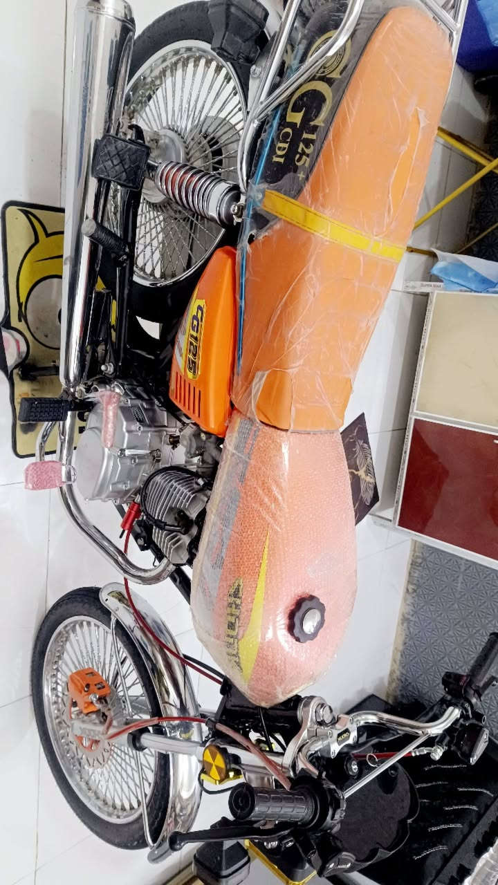 السلام عليكم تايكر موديل 2025 صارله سبوعين طالعه من الوكيل دراجه جديده بعدها بل جيس الشكل الجديد ام الختم شركت سونك باب اول الاصليه جاهزه اوراق مال وكيل 5اوراق الشراري يتصل مكاني حله شاوي يم فلكت غرفت التجاره السعر 700نهايته مال بيع وهذا رقمي ***********
