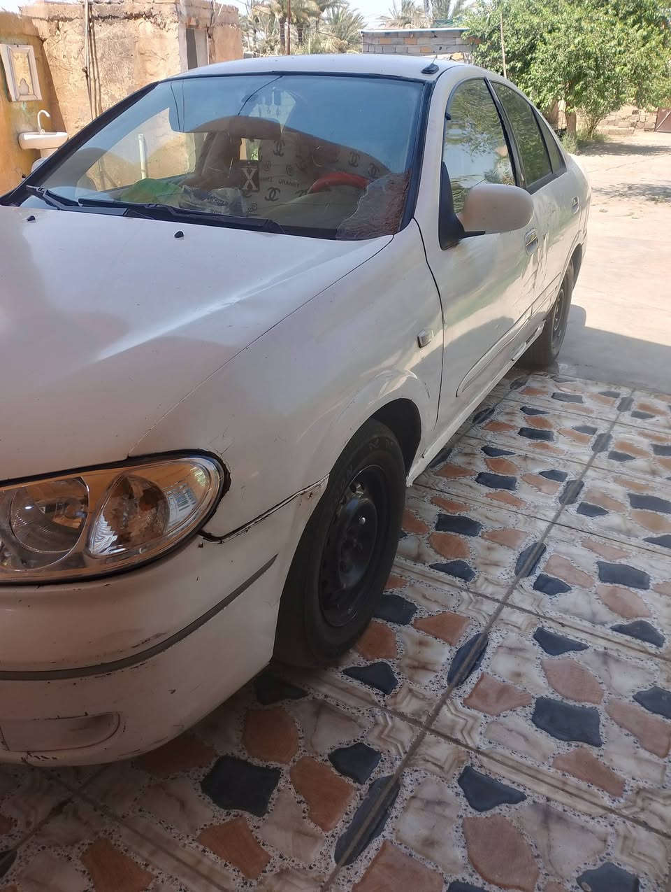 سلام عليكم 
نيسان سني موديل 6,سنويه جديده 
سياره بيه جفيه 
ميكانيك خير من الله تبريد ثلج 
مكاني ديالى بعقوبة 
***********
اذ مو شراي الاتخابر 
سعر 67قفل
