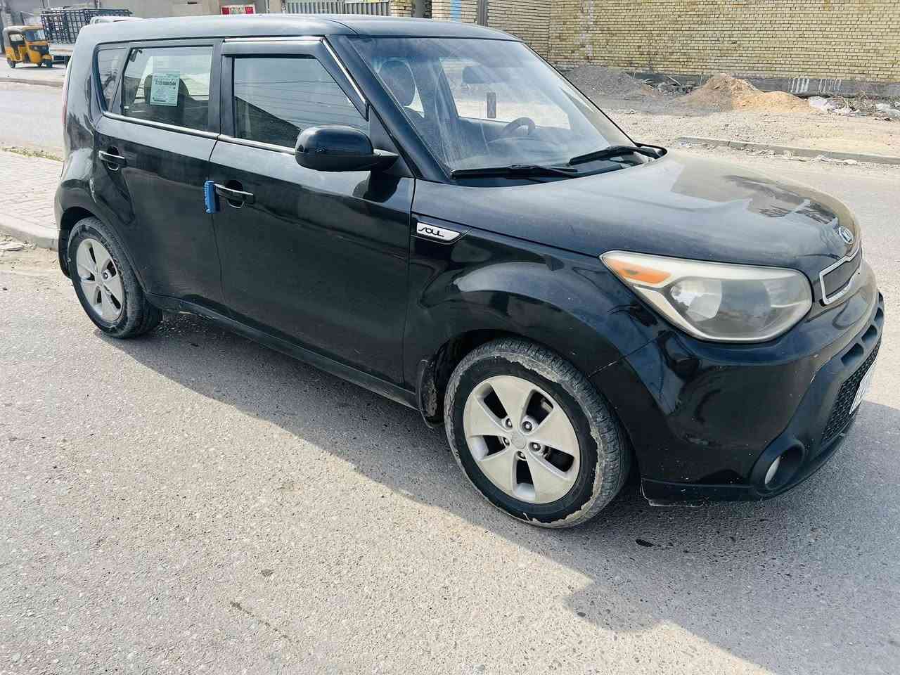 السلام عليكم 
للبيع كيا صول 2016 ادوات ادوات 
متومة طبق الأصل رقم انكليزي الجديد 

مكفوله سرقة وعشائر 
مكفوله كير ومكينه واكسل 
السياره حلوه 
ما بيها نقص 
السعر 57 $

العنوان بغداد 
***********
