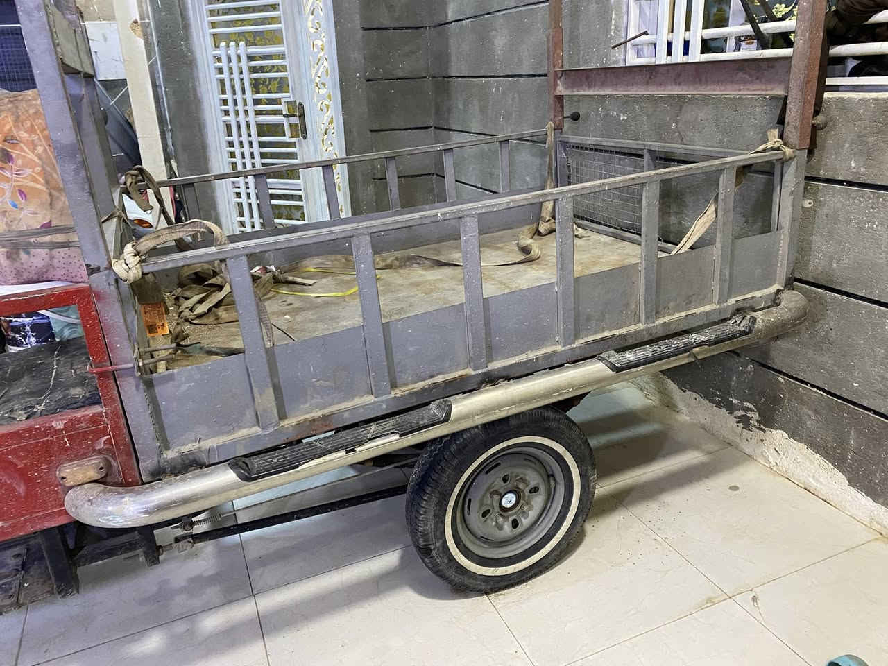 السلام عليكم ستوته للبيع ستار سلطان مديل 21 الستوته نضيفه وجديده وحلوه وبديها مال حديد صدر جديد تايرات تخم نضاف هاذ رقمي للاستفسار اكثر ***********
