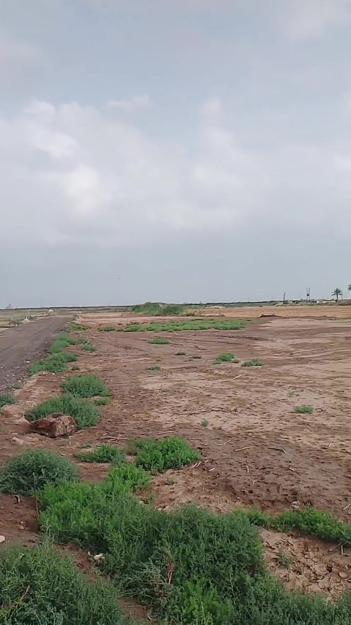 أرض دوانم ربع ونص ودونم سند 25 زراعي بغداد خلف محلات بسماية ماء كهرباء لستفسار ***********
