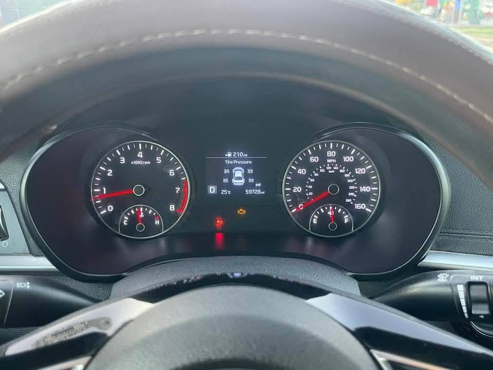 السلام عليكم …
للبيع فقط …
كيا اوبتيما 
وارد امريكي 
موديل 2019
ضرر جدا بسيط .. صور الحادث موجوده بالمنشور 
رقم اربيل  
ماشية 60 مايل 
مكينه 2400
*رادار امامي 
*توقف ذاتي  
*تحكمات ستيرن 
*نظام اي بي اس 
*شاشه كار بلي دعم واي فاي

صور الحادث مرفق 
السيارة نظيفة كلش  

مكاني : بغداد / شارع فلسطين

السعر  : 138 وبيها مجال بسيط

للاستفسار:
وتساب  ***********
