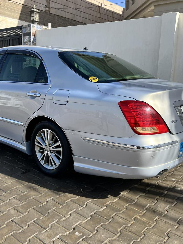 ماجستا 2007 دخول جديد
كفاله عامه عدا كصه قماره

السعر 52وبيه مجال

***********
