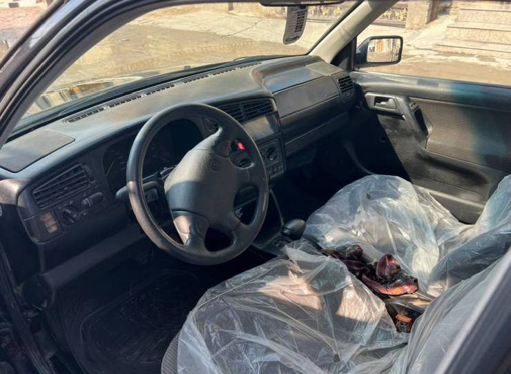 جولف 94 حلوه وجديده السياره مال جني مكان السياره بغداد الامين الثانيه السعر 40 الشراي يتصل ***********
