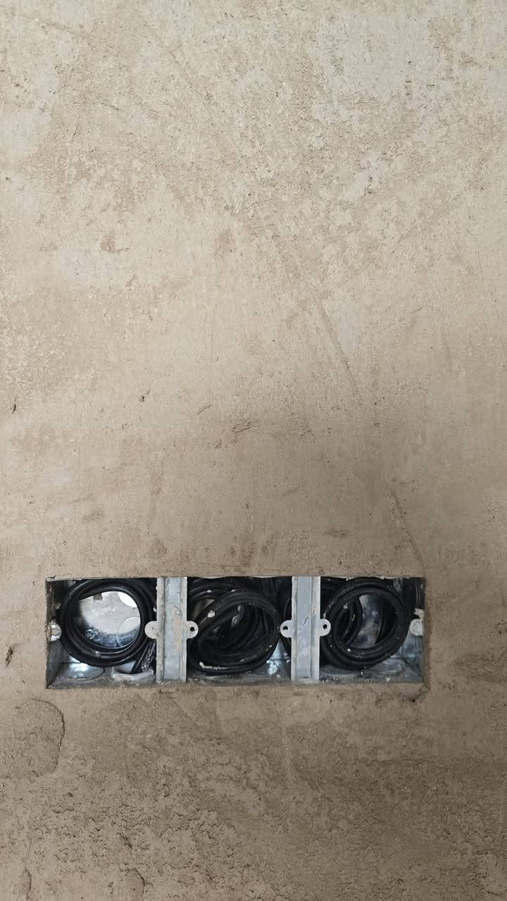 خلفات الأنبار اربع خلفات جص وبورك مبيت ابنفس المكان تسليم مهندس *********** اتصل ودلل
