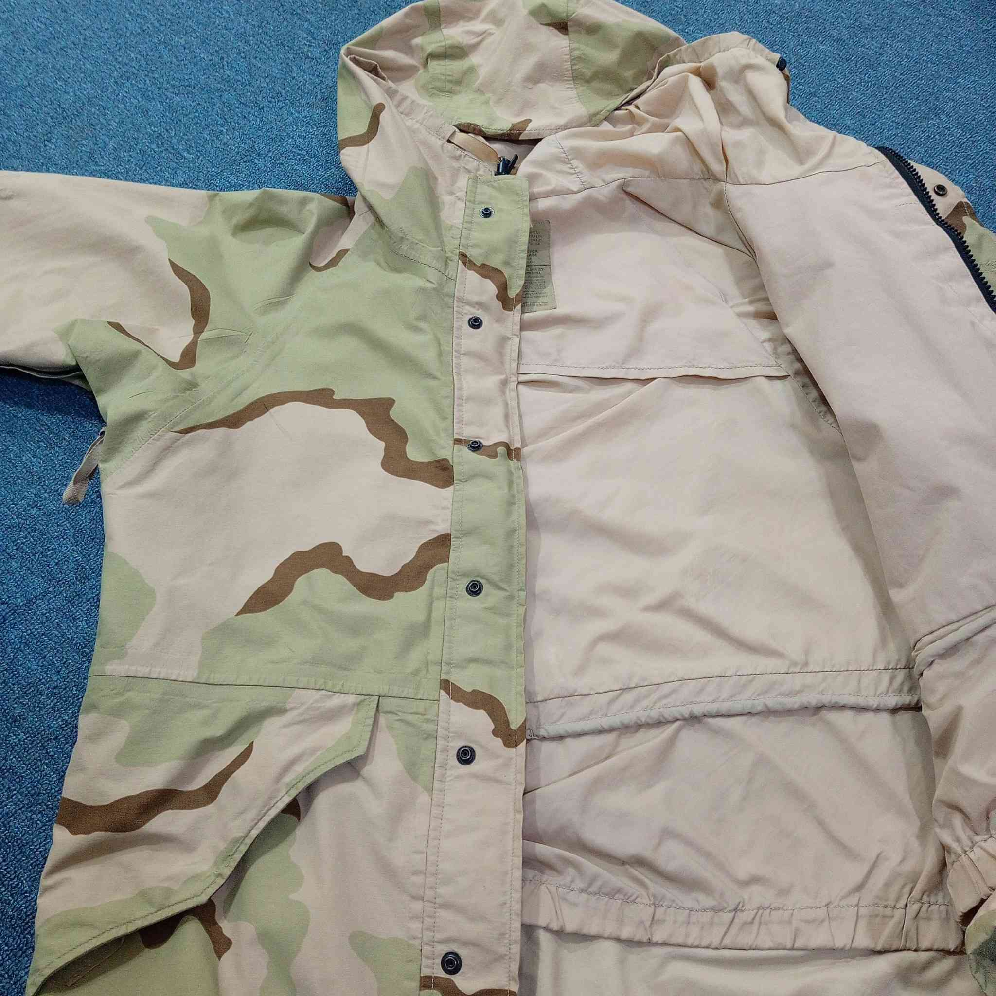 قمصله مستعمله قياس XL سعر 15 مكاني شهداء البياع ‏‪***********‬‏
