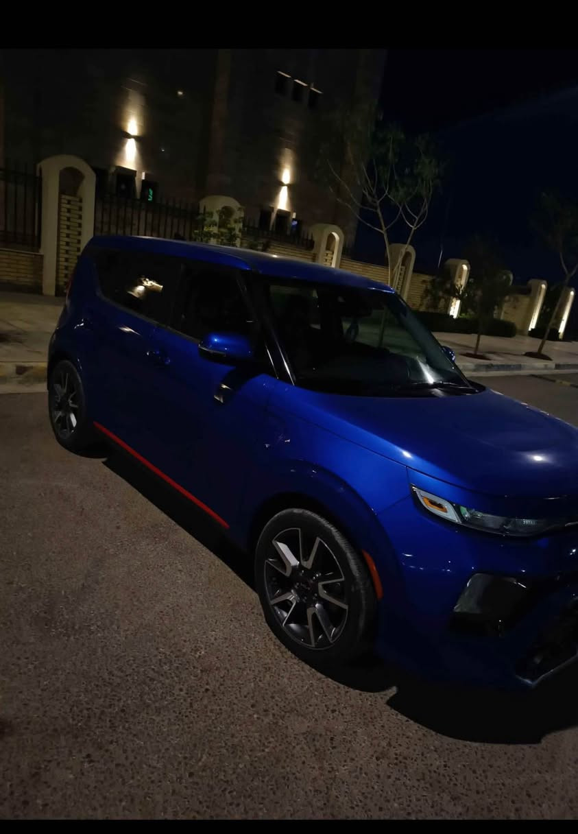 كيا صول موديل 2022 سيارة محرك 2000 دوش فول وارد امريكي مواصفات جي تي لاين 1/1 رقم كربلاء دولي تحول ثاني يوم حادثها جانبي بابين مبدلات نفس اللون وتعديل على الجاملغ من جهة السايق 
خاص ما متوفر اتصل وتدلل
*********** كربلاء, العراق
