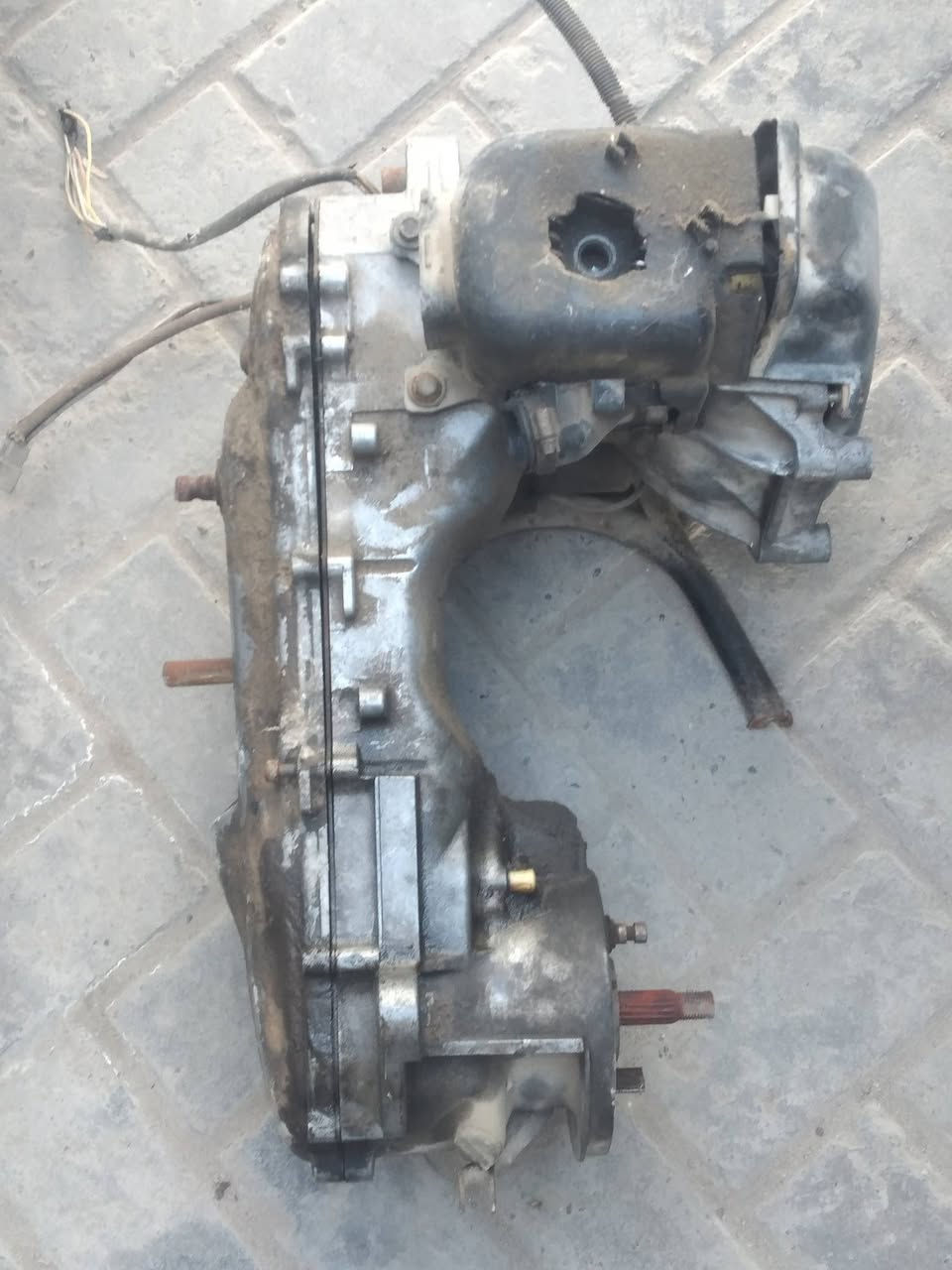 السلام عليكم
محرك مال بيكم ٦٠ للبيع فشكه الفيتر وماضبطه غراض كله جدد بوربرينات بستم اويل بم  الي يريده ابيعله كوم فافون
مدينه الصدر قرب  مكتب السيد
***********
