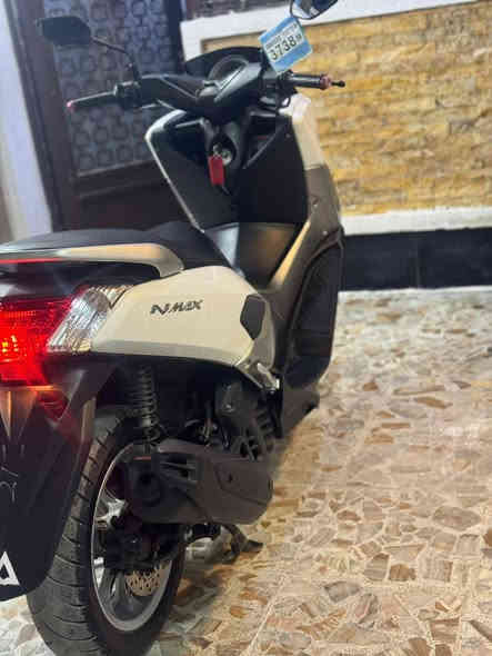 سلام عليكم دراجه نضيفه جديده ماشيه 20 المكان الشعب السعر خاص الرقم الهاتف ***********
