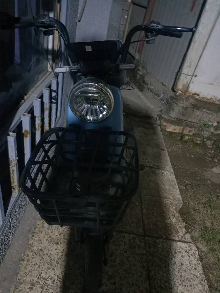 سلام عليكم ورحمه الله دراجه شحن سرعه ٤٠نظيفه السعر 200تلفوبيها مال قليل شغاله كلشي مابيها بغداد, العراق


**إذا كنت صاحب هذا الإعلان وتريد حذفه لأي سبب، رجاءا أرسل رسالة إلى الدعم الفني**