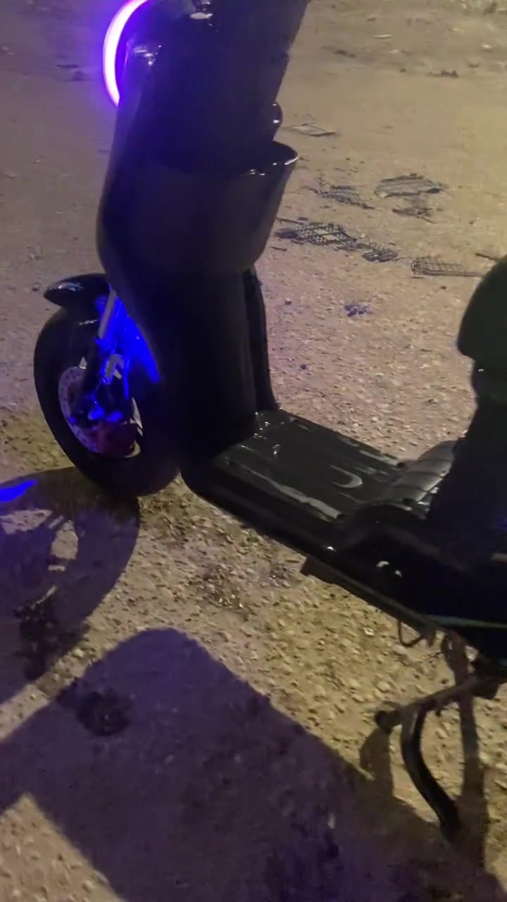 سلام عليكم درجه شحن لبيع مانقصه شي كهربائي كلهن شغله نضيفه بتريته جداد مانقصه اشي كمله مكاني بصره 5ميل سعر 400وبيه مجال قليل ***********
