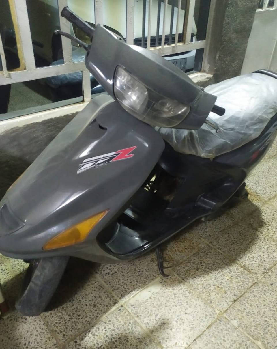 سلام عليكم دراجه فراشه لبيع يحتاجله تجفيت ....ابيع كوم حديد
السعر 150قفل
رقمي ***********
