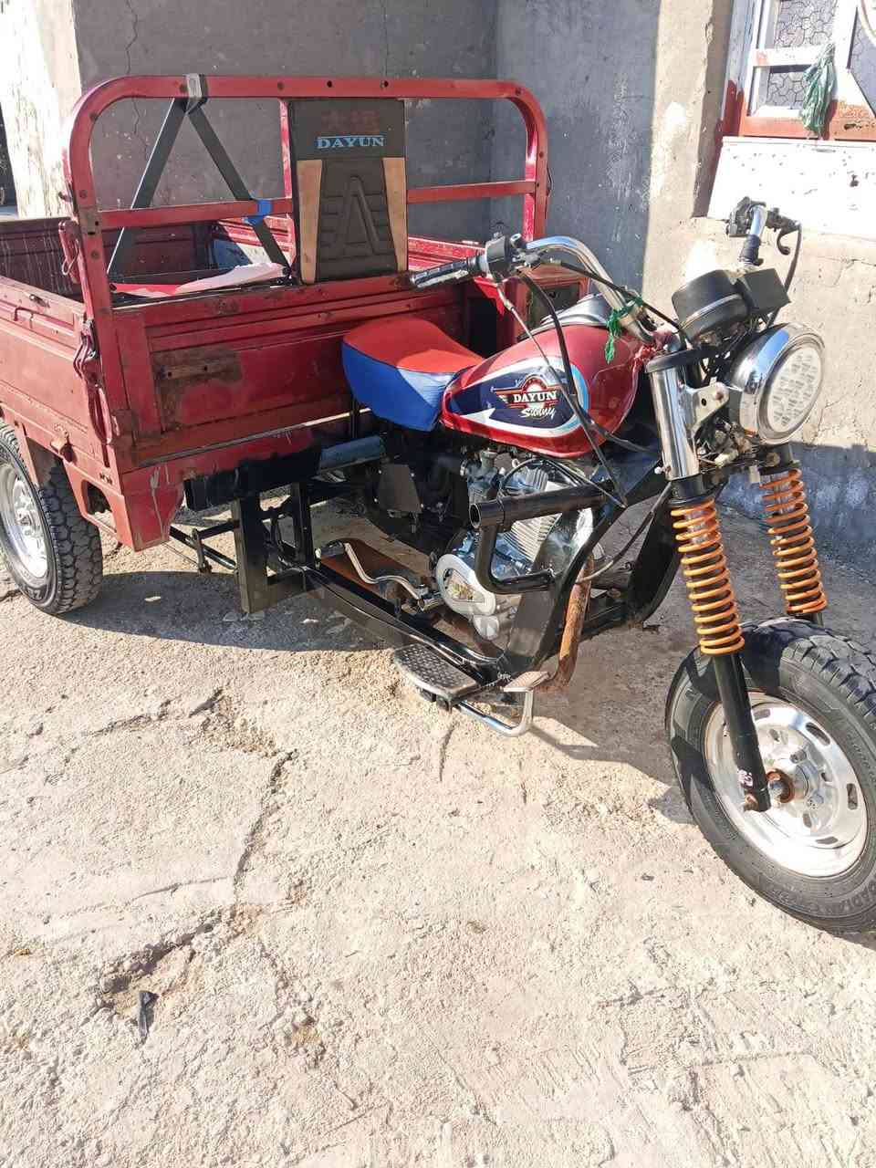 ستوته البيع نضيفه ما مفتوح برقي اوراق السعر مليون و 100 وبيها مجال وشراي يتصل *********** مكاني ميسان قضاء الكميت أبو فارس أبو فارس
