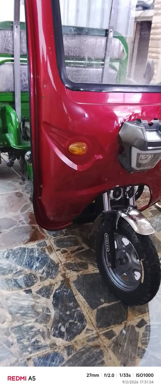 السلام عليكم ستوته بيع كامله  1450بيه مجال قليل بطاريات جديد تايرات جديده
*********** بي واتساب
