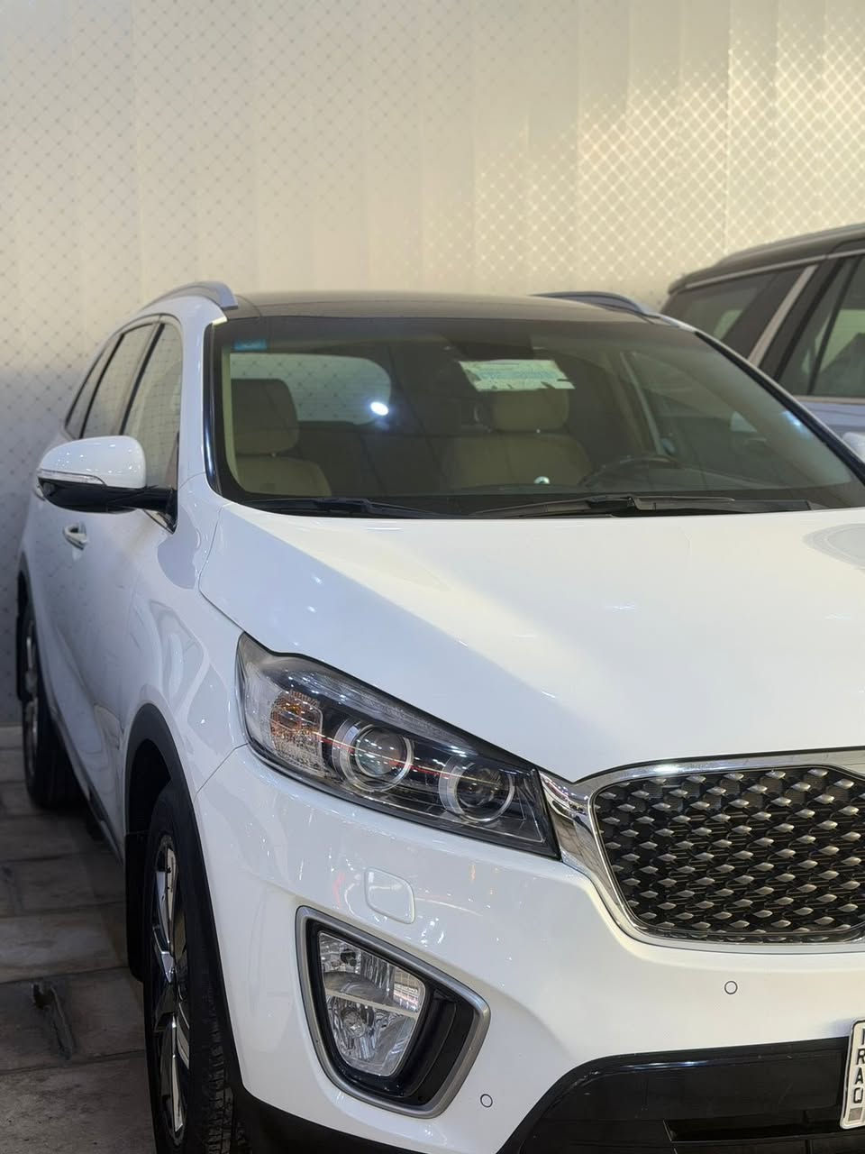 سورنتو 2017 فول متجاية  رقم بغداد 
6 سلندر 3.500 

مكفوله كفاله عامه 

بانوراما

ماشيه 68 الف حقيقي 

حساس امامي خلفي

بصمة

كشنات جلد وكهرباء 

 3 قطع تبريد 

كير اوتو 3 وضعيات+ عادي 

مثبت سرعة

تحكم سترين جهتين 

بردات نوافذ للمقاعد الخلفية

مري ترحيب عند الإقتراب +أشارة

جنطة كهرباء(ذكية) 

🔹شركه يونس العتابي 🔹
📍بغداد معارض البياع الشارع الرئيسي مقابيل محطه وقود السيديه  
بيع ..شراء . مراوس كافه السيارات 🔶

وبأنسب الاسعارررر▫️

استاذ بشير ‭***********☎️
***********☎️ عمر 
***********☎️استاذ بشير
