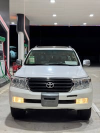 بەناوی خوای گەورە وەنەوشە بۆ فرۆشتن دووبە 2008 .GXR. V8 فول بئ بۆیاخ ت...