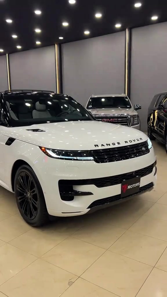 مرحبا بيكم -Welcome-بەخێربێن النوع / RANGE ROVER الموديل / SPORT P360  سنة الصنع /2025 المحرك /V6-3.0L-355hp ناقل الحركة / أوتوماتيك   نوع الوقود / بنزين  عدد الاميال /29000mil بۆزانیاری زیاتر پەیوەندیمان پێوە بکەن جێگای دل خۆشییە *********** *********** ناونیشان/ Erbil 100m Road opposite Cherry Com - MK motors ‎‏#kurd #kurdistan #cars #bmw #mercedesbenz                        
