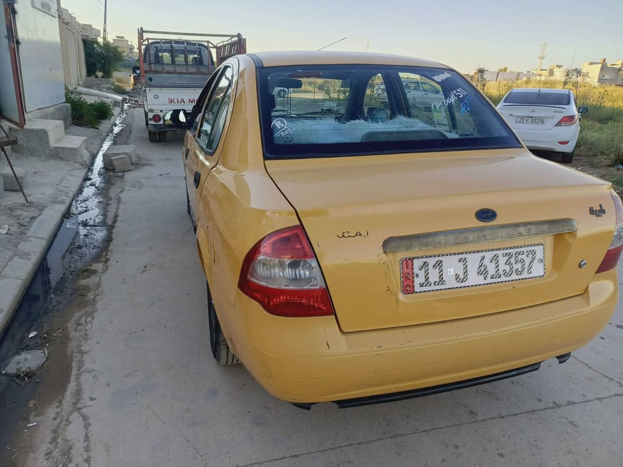 السلام عليكم 
طيبه 🚕
موديل 2015👋
رقم بغداد أوربي ✋ سنويه وهزه جديده 
هيئه وغرامة صفر 🚦 كاربون بانزين ⛽ 
شرط والوكالة والتحويل 🙋 
محرك وكير شرط 👋 طخم تاير طخم امامي خلفي جديد 👋 تبريد ثلج 🥶 مكيف الهواء 
📢 ظررها باب الخلف السائق فقط وبدون دواخل شرط وكدام العين 👀 
🛑#السعر 38$💸 وبيها مجال 
#العنوان #الموصل #موصل_الجديده قرب جامع الايقظه شارع البطاريات 
🛑 1️⃣ اوقات العمل🕰️الاتصال من الساعه التاسعه صباحا الى الساعه العاشره ليلا🛑
🛑2️⃣بلتلفون قفل ماكو تعال ودفع سعر اليعجبك 🛑
#مكتب_ارض_السلام #لبيع_وشراء_السيارات 
🛑 #باداره/ سلام الراشدي 
***********📱كورك 📞
***********📱اسيا📞
