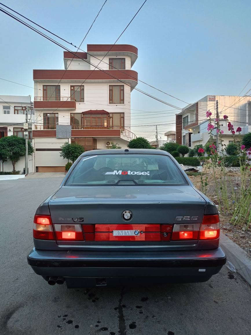 Bmw 1990 520i
سه نه وى ئه سلى به شه رتي ئه وه ليت و حاسيبه
موس بڕاوە وەرگەڕاو بە شەرت 
دەعمی نیە
گێڕو مەکینە تازە تەشفیدم کردوە بە شەرتی فەکسی فیتەر
٤ تایو ویلی لۆک بێبۆیاخ ٩٥
زینۆن
١٨ وەرەقە السليمانية, العراق


**إذا كنت صاحب هذا الإعلان وتريد حذفه لأي سبب، رجاءا أرسل رسالة إلى الدعم الفني**