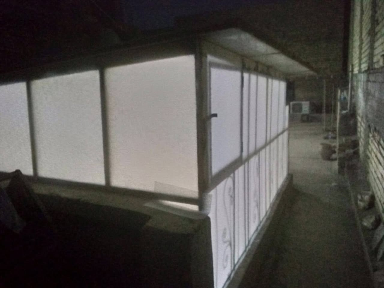 حداد عـام
تنفيذ جميع أعمال الحدادة
أبواب – شبابيك – درابزين – مظلات _دروجه _ سقايف _محميات _اقفاص _جينكو _ سندويج _ 
قصّ ولحام الحديد
شغل متين وجودة عالية للتواصل على الرقم 
أبو محمد
📞 ***********
