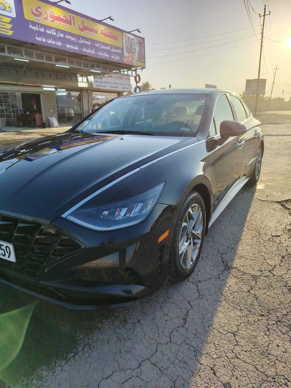 سلام عليكم سوناتا.
السعر / 184 
موديل 23 رقم اربيل 
تحويل ثاني يوم 
حادثها من امريكا فقط شفه الجنطه 
 سياره فول مواصفات للأخير لمتدد
ماشيه 56
بصمه تشغيل 
فتحه سقف 
ترحيب 
لد امامي 
لد خلفي 
كشن كهرباء 
تشغيل عن بعد 
شاشه جبيره 
مود درايڤ
4 انظمه قياده 
وبعد بيها مواصفات 
السياره جديده ع وضع الشركه
عنوان السياره بغداد ناحيه الرشيد.
***********
