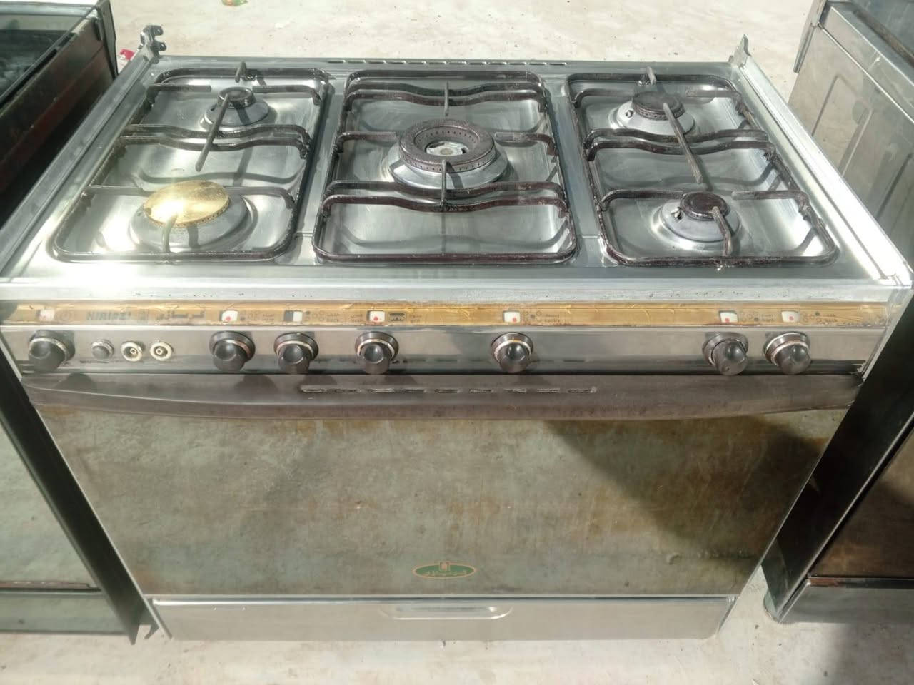 طباخات مستعملة للبيع


**إذا كنت صاحب هذا الإعلان وتريد حذفه لأي سبب، رجاءا أرسل رسالة إلى الدعم الفني**