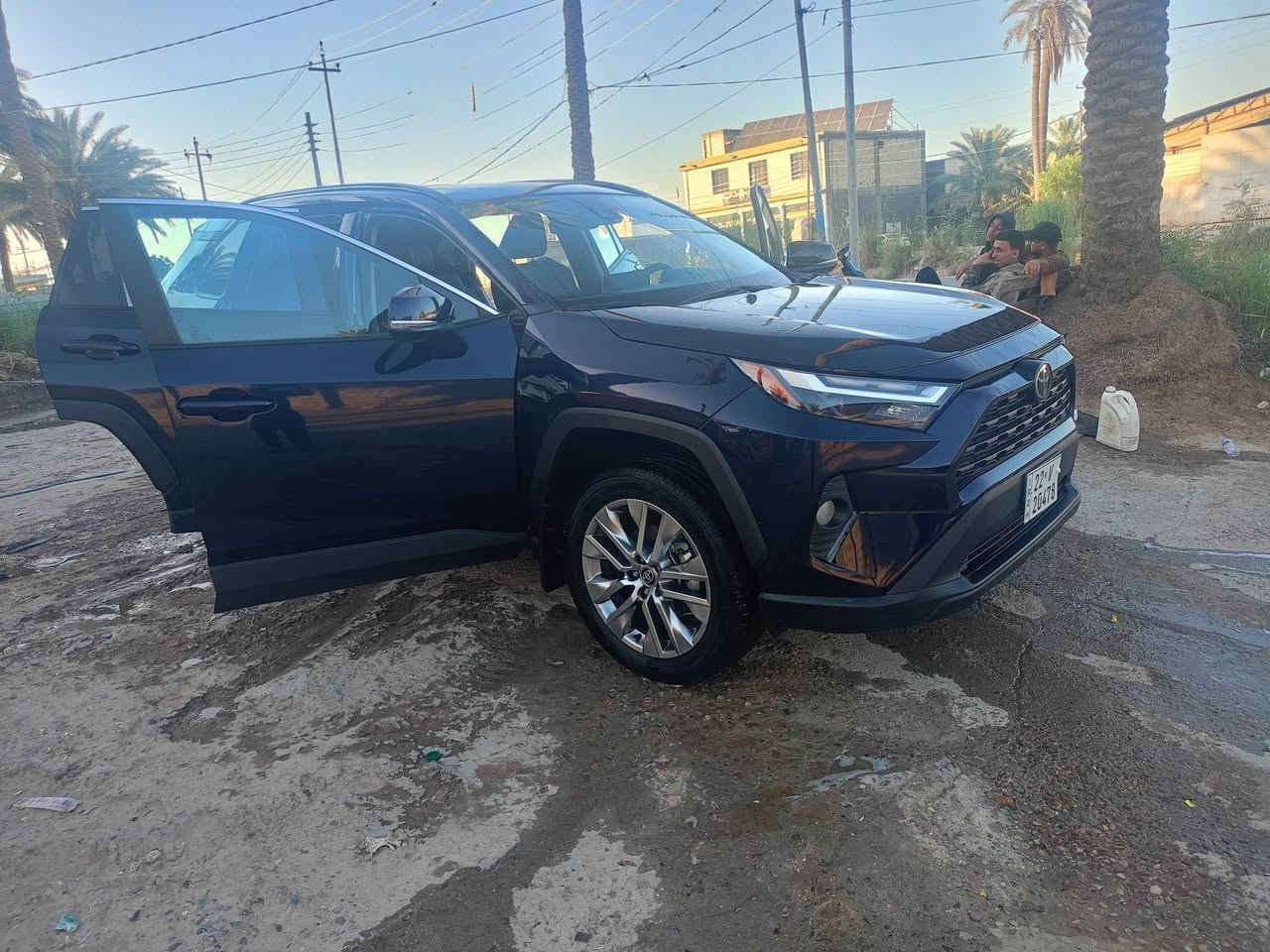 راف فور مريكي كفاله عامه سيارة جديدة كلش موديل 24سعر224 وبيها مجال قليل مكاني كربلاء ***********
