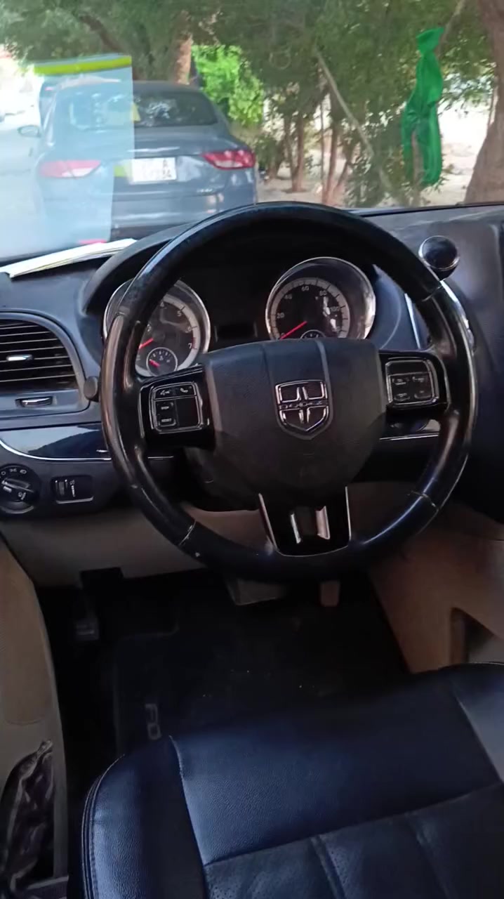 السلام عليكم للبيع دوج كرفان 2017 وارد امريكي جاملغ خلفي بدون دواخل 6 اسلندر 7 راكب كشنات جلد بيبان  كهرباء بيه مكانات صبغ اثر شخوط ابيع حزام رقم بابل مشروع وطني مكان السيارة البصرة  السعر 142 بيهه مجال حك الجيه الاتصال فقط ***********
