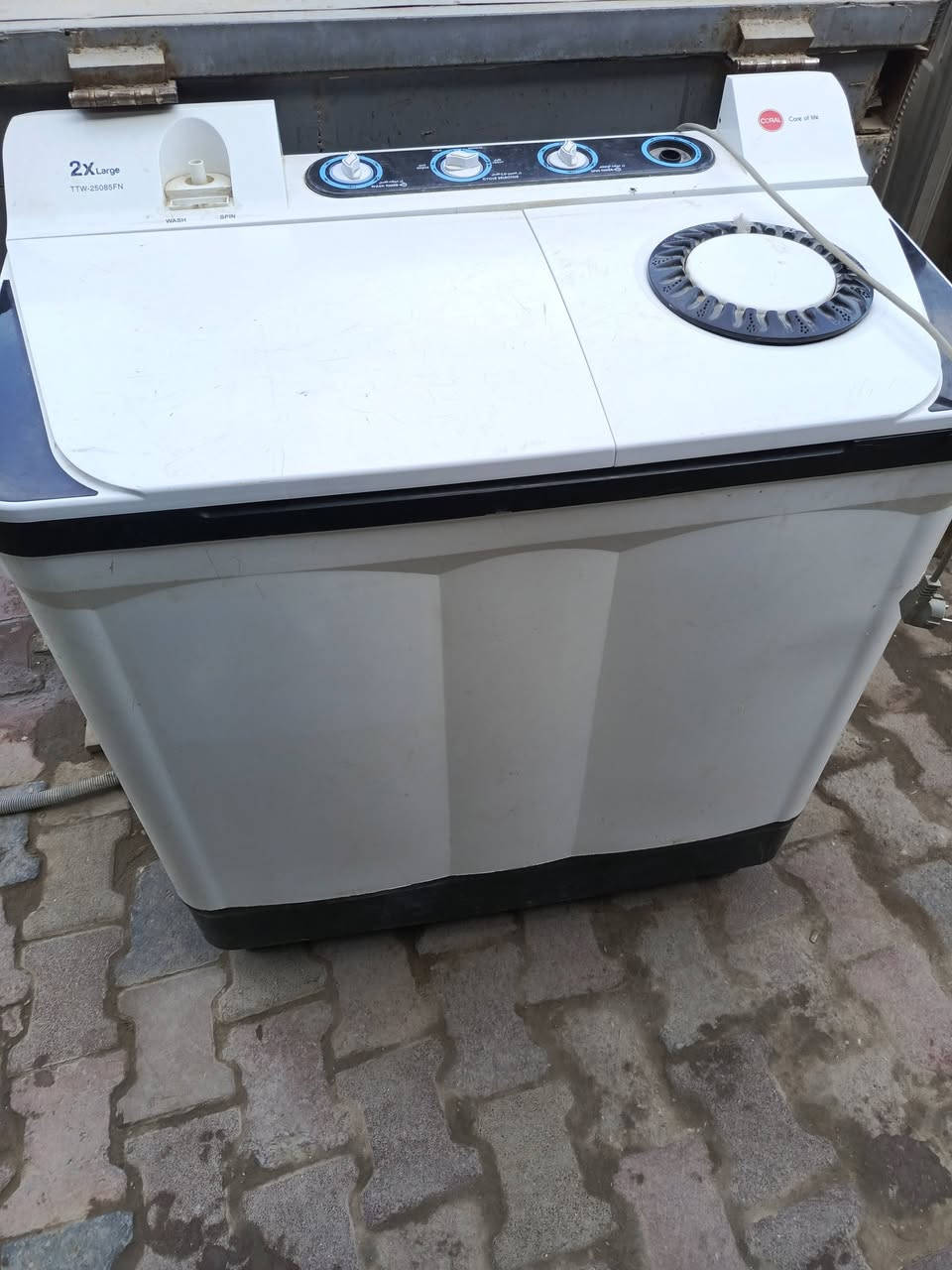 غراض نضيفه للبيع كلمن وسعره ***********
