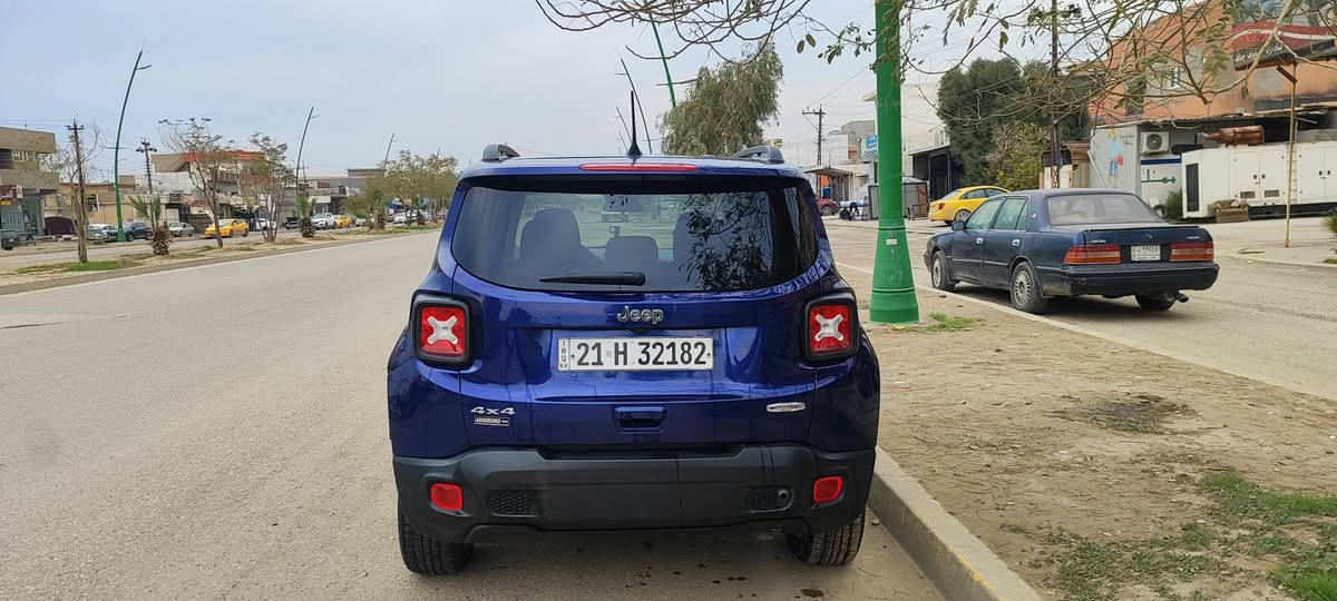 جيب رنكد 2019 ماشي 119رقم سنويه جديد حادثها بس بونيت سياره جديده كير محرك تبريد حداديه كهربائيات شرط سعر 115 بيها مجال 
***********
*********** كركوك, العراق
