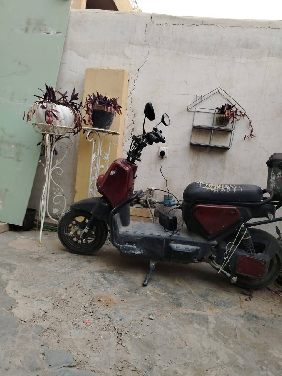 ماطور شحن للبيع
نضيف  حيل كلشي ويا
السعر ٣٥٠٠٠٠ وبي مجال
مكاني الكرخ اليرموك
للاستفسار *********** واتساب
