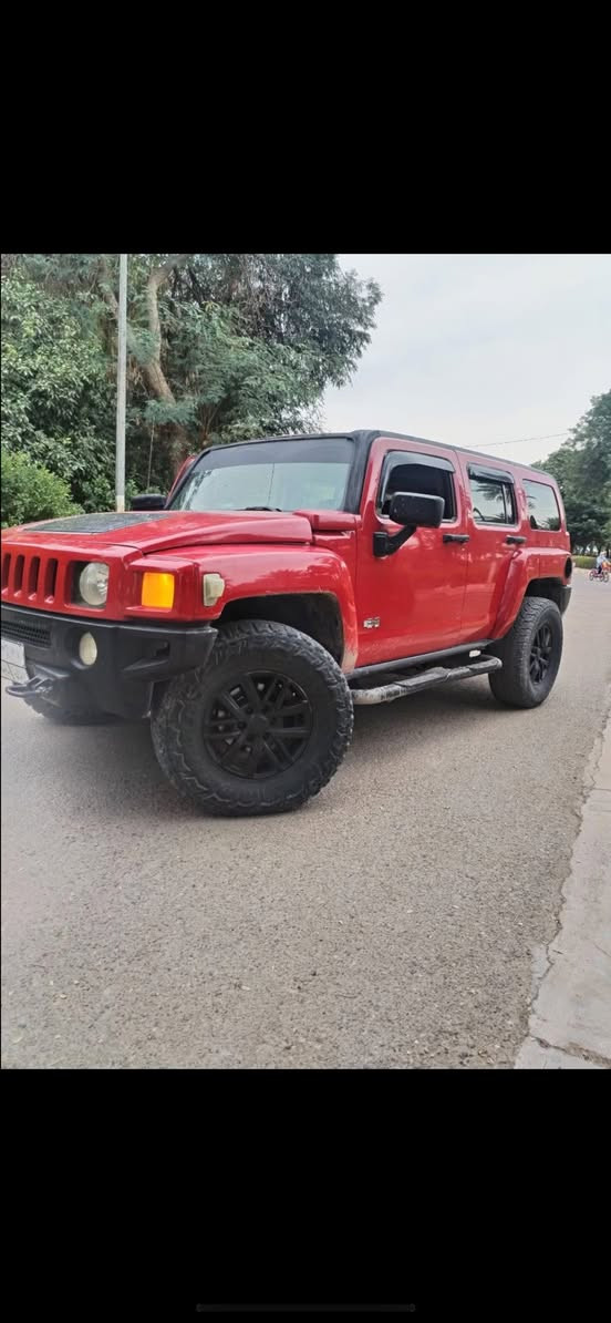 همر H3❤️❤️❤️
ما 
كير مكينه بلاديات 

حجم المحرك  V5

3500

كامره 

فتحه 

السياره مرفعه 

وتايراتها جبليه 

بيها صبغ ابيع احزام 

السعر مناسب جدا خاص او عله الرقم 

***********
