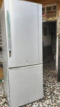 ثلاجة بيسون • نظيفه • تجميد يجنن