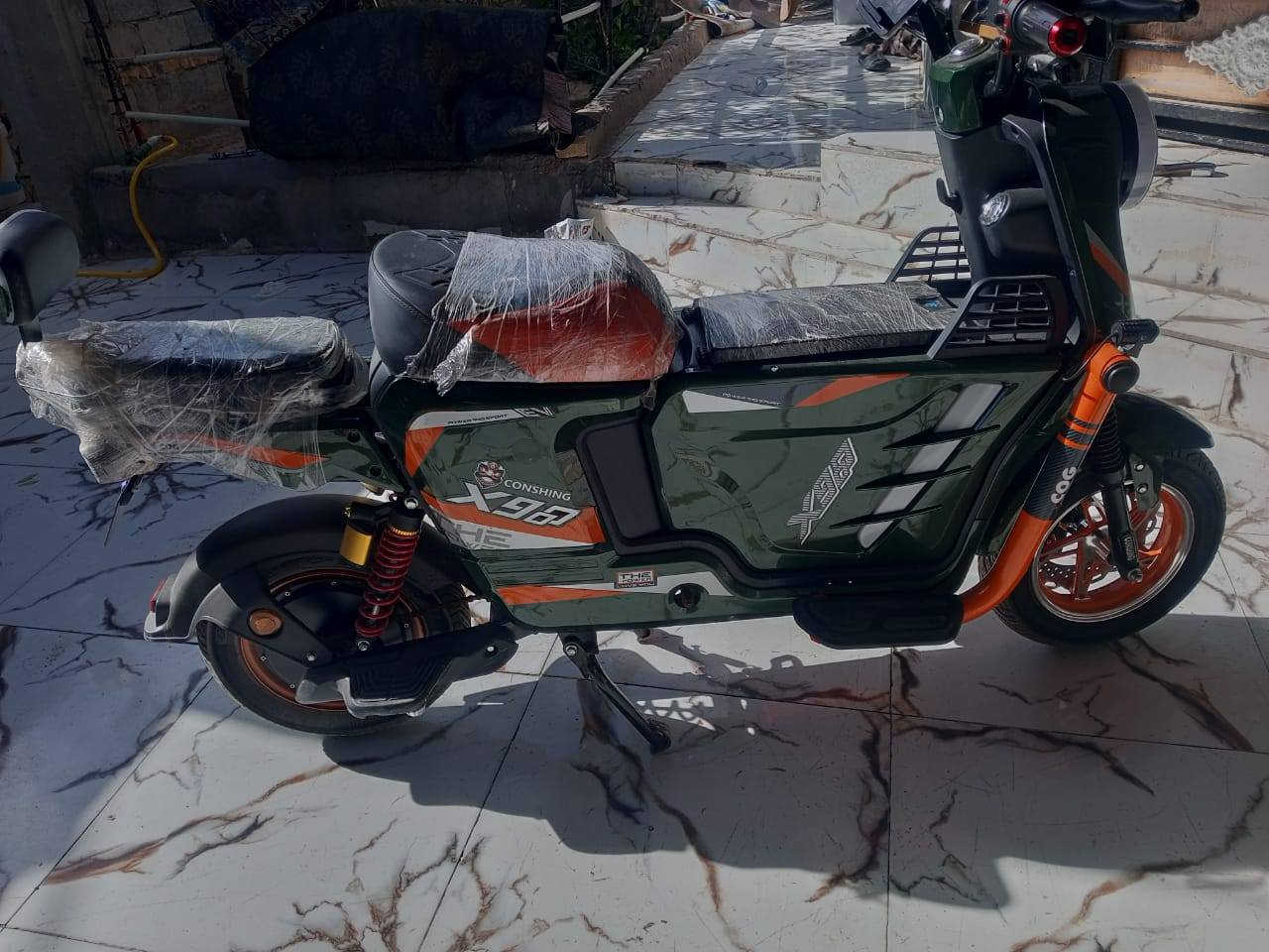 سلام عليكم دراجه شحن للبيع مكفوله من كلشي سعر 550 وبيه مجال بسيط مكاني البصره كرمة علي حي رساله رقم ***********
