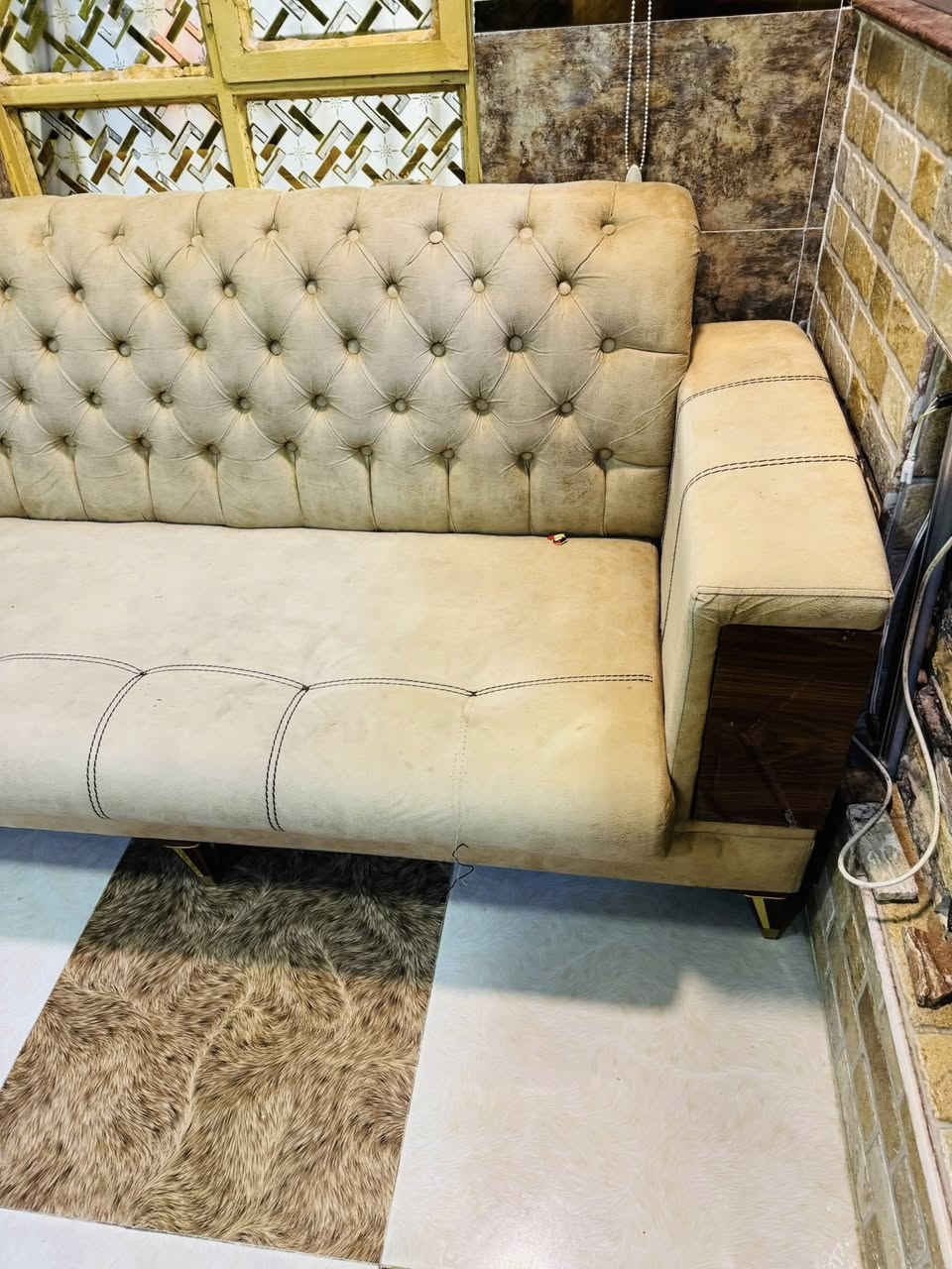 تخم قنفات عشرة مقعد للبيع  السعر 350 الف المكان الحنينه التواصل ***********
