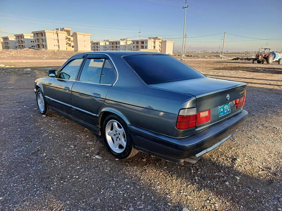 بی ئێم  مۆدێل 1990
مەکینە 525 کەپس 
گێڕومەکینەی بێ عەیب بەشەرت
پاوەرو کارەبایاتی مزبوت 
ئاڕم پلاستیک هەولێر 
ئاڕمو ئەوەلیات بەشەرت 
جام کارەبایی سڵایت 
لێدراوی قورسی نیە 
سعری 29 گەڵا شمشمل, السليمانية


**إذا كنت صاحب هذا الإعلان وتريد حذفه لأي سبب، رجاءا أرسل رسالة إلى الدعم الفني**