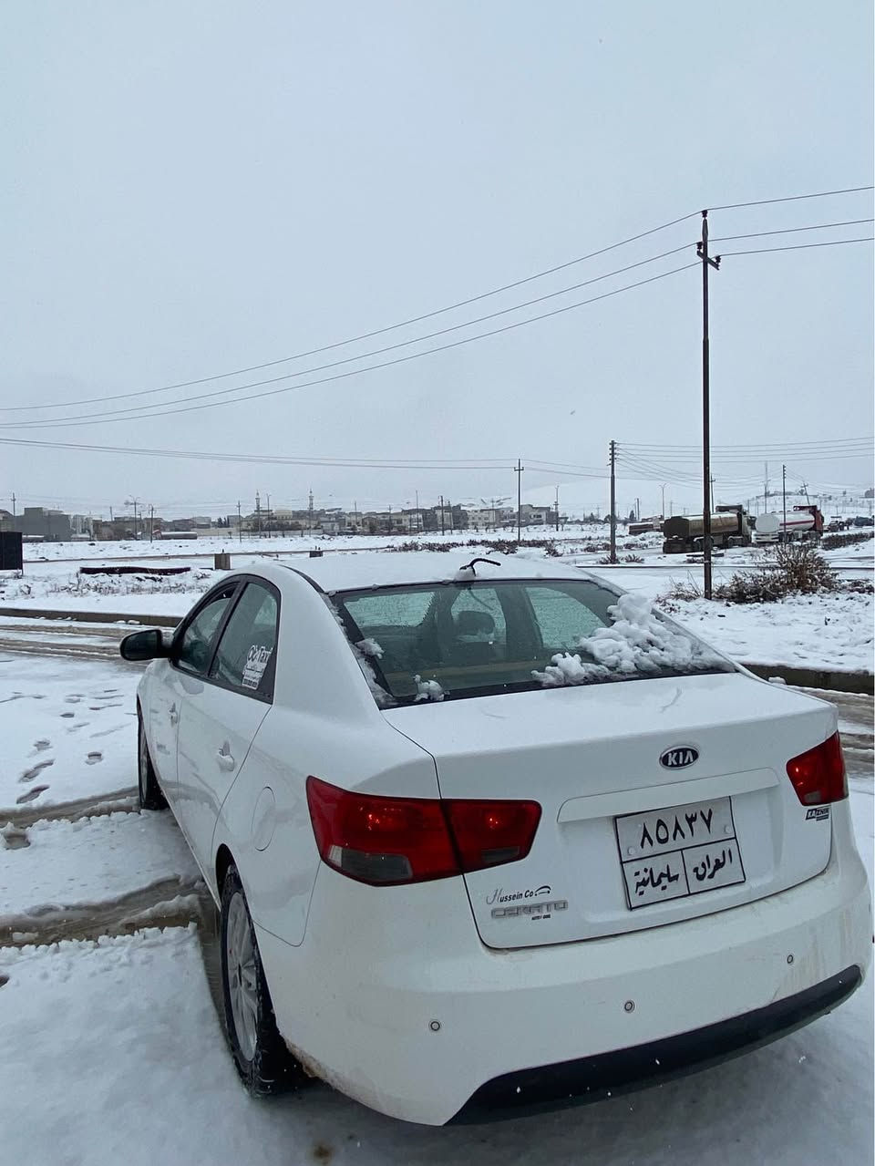 كيا سيراتو موديل 2011 سياره ابيض كفاله عامه من صبغ بيها ملاحظه واحد كارت و بدون صبغ و بيها چم نقطه ب قماره ما مبين سياره مال بيت گير و محرك ما مفتوح سنوي جديد 2027 تحويل ب شرط سياره مابيها تعديل احلاء من صور سعر سياره 106 و شوي بيها مجال عنوان قضاء بردرش رقم تلفون ***********
