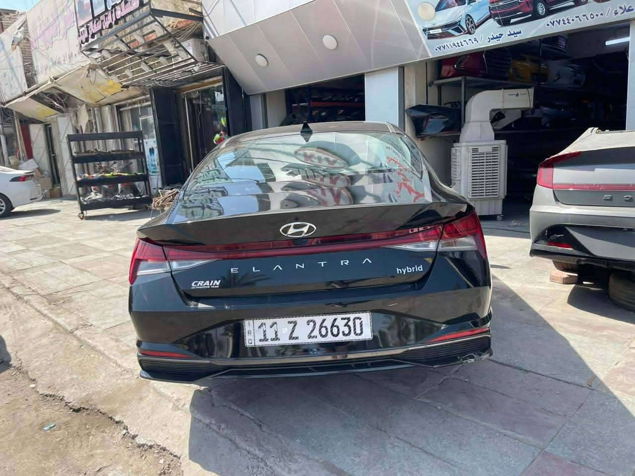 النترا هايبرد موديل 2023
ماشيه47الف
مكفوله من الشواصي والغد

 مواصفات لمتد limited
١-بصمة تشغيل ابواب وصندوك. (بصمة ابواب لمس) 
٢-فتحة سقف ( سلايد روف ) 
٣-محرك 1.6
٤-كاميره  خلفية دوارة
٥-رادارات 360 درجة ( امامي جانبي خلفي ) تمنع التصادم الامامي والجانبي والخلفي
٦-التحذير عند فتح الباب 
٧-تحكمات ستيرن 4 جهات 
٨-دشبول شاشة 4 وضعيات للعدادات
٩- 3 وضعيات قيادة ( عادي سبورت ذكي ) 
١٠- مثبت سرعة ذكي ( التحذير عند مغادرة المسار )
‏١١-Auto Hold التوقف لفترات قصيرة
١٢-الهاند بريك بصمة
١٣-شاشة بلازمة حجم كبير لمس تدعم نظام الابل كار بلي والاندرويد اوتو بدون كيبل يربط التلفون واير ليس و GPS  
١٤-شحن واير ليس 
١٥-ويل كب ١٧ مميز 
١٦-نظام الصوت Bose عدد السماعات 8 
١٧-تشغيل عن بعُد 
١٨-اشاير بال مري
١٩-اضواء ترحيب عند الاقتراب 
٢٠-لايت لد 3عدسات وسكنات لد 
٢١-كشنات جلد السايق كهرباء 
٢٢-نقطة عمياء
٢٣-تدفئة/ تبريد بالكشنات
٢٤- لد متغير الالوان 12 لون على طول الدشبول
٢٥- كير اوتماتيك و S عادي
٢٦-تحديد مسار وقيادة ذاتية  ورادار امامي 
٢٧- مانع انزلاق 
***********
السعر ١٤٥
