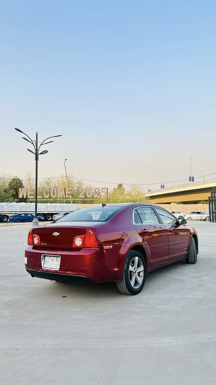 سلام عليكم
شوفرليت ماليبو 2012 LTZ
الضرر 3 قطع مبدل نفس الون 
السيارة شوفت عينكم حلوة ومناقصهة كلشي خير من لله ترايك وين ميعجبك مبدل كلشي جديد دهن كير ادامة كاملة صدر كامل جديد حتة دهن بريك مبدل جديد دسكات جدد تبريد كامل جديد طك نايلون السيارة ترايهة مال زيرو والسيارة كلشي بيهة جديد واليريد السيارة يجي و يشلع عيني 
مواصفاة السيارة 
1-سلايد روف 
2_كشنات جلد +كنتارة
3_منضومة زنون 
4_شاشة اندرويد 
5_تدفئة مقاعد 

شباب اني ذكرت كلشي يخص السيارة وارجع اكرر مكينة و كير و تبريد كلة طك نايلون السيارة ب اسمي تحويل ثاني يوم وين ميعجبك وبنسبة للصبغ مابيهة صبغ حادث سطحي جانبي مكاني الدورة شارع ابو طيارة 
للستفسار التواصل على الرقم 
***********
السعر 85
